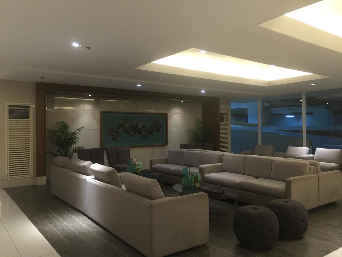 Breeze Residences Condotel Pasay Exteriér fotografie
